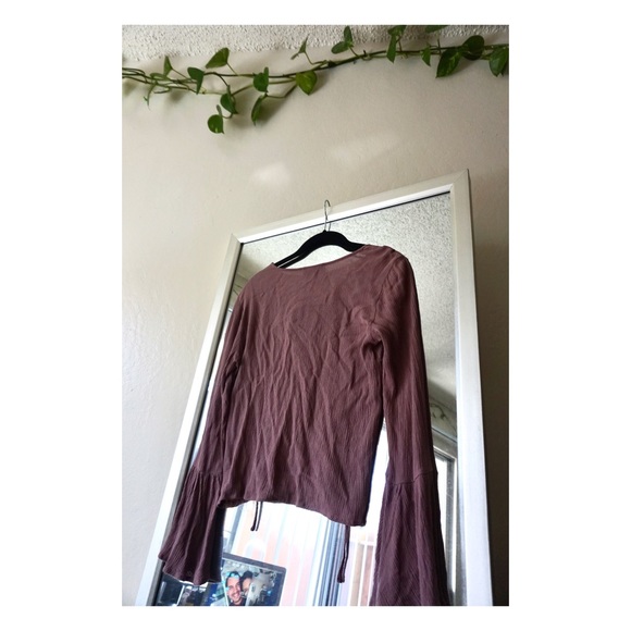 Kendall & Kylie Long Bell Sleeved Lace Up Blouse - Picture 3 of 4